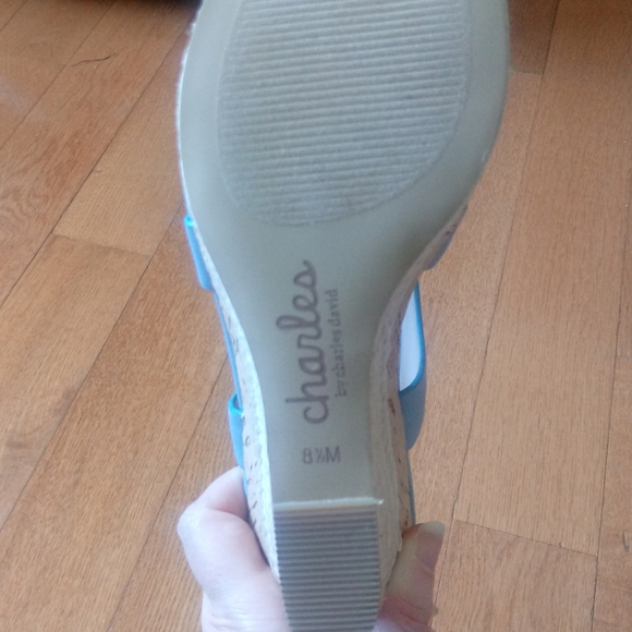 ❇ NIB ❇ Charles by Charles David Muted Blue Layne Espadrille Wedges, Size 8.5 - Picture 7 of 14